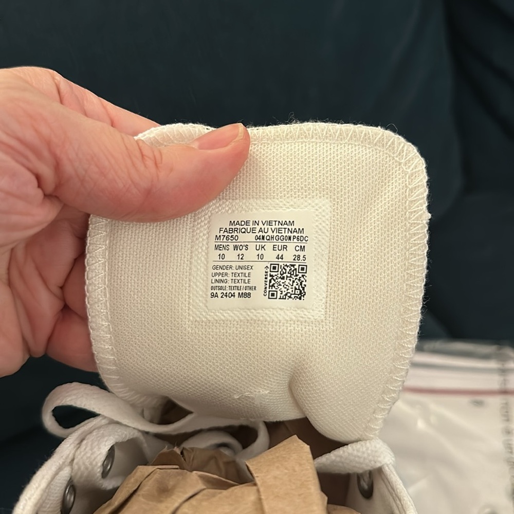 NWOT CONVERSE | Chuck Taylor All Star White High Top Shoes - Picture 6 of 13